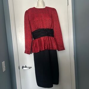 Leslie Fay Vintage 80’s Black & Red Peplum Detail Full Sleeve Mid-length Dress